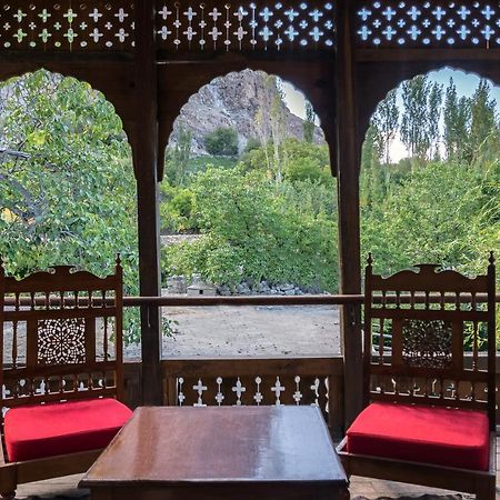Serena Khaplu Palace Exterior photo